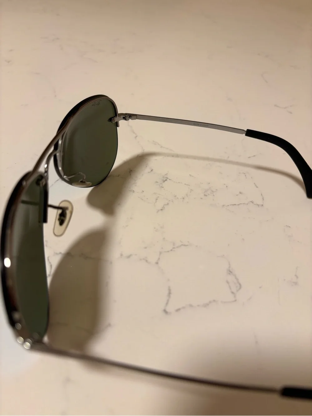Ray-Ban aviator ray